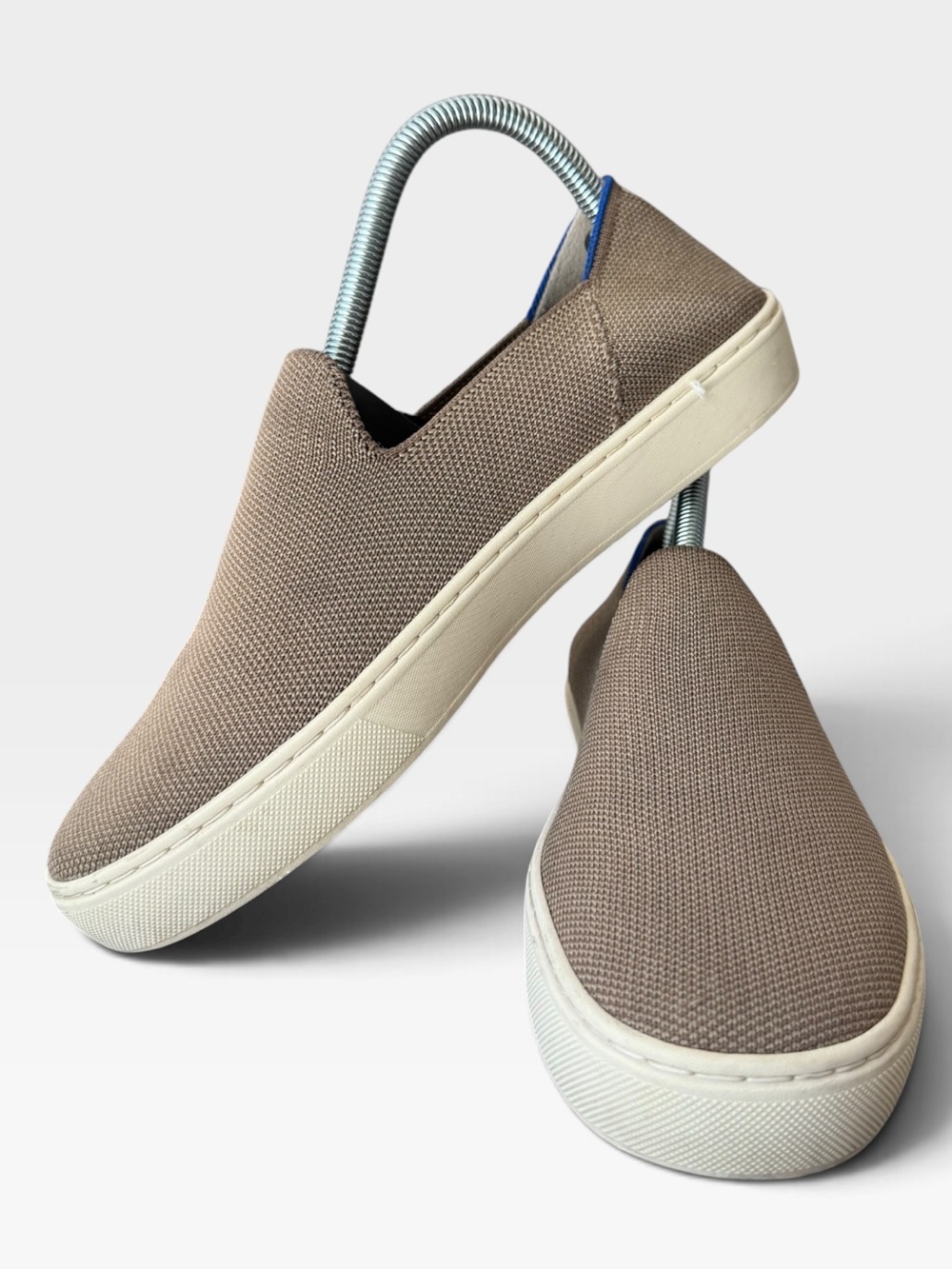 Rothy’s The Original Slip On Sneaker 7.5 Taupe Knit Blue Trim Minimalist